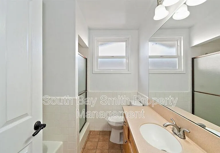 1918 252nd St — Photo 18