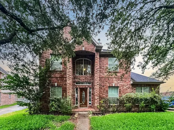 5018 Hearth Hollow Lane, Sugar Land, TX 77479