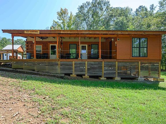 2nd image of 475 River Dr