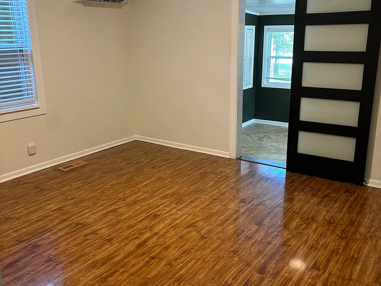 1805 Watt St — Photo 14