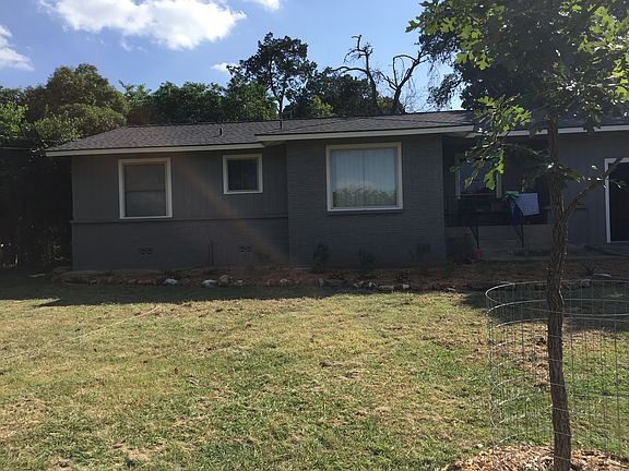 2nd image of 763 Laurel Ln