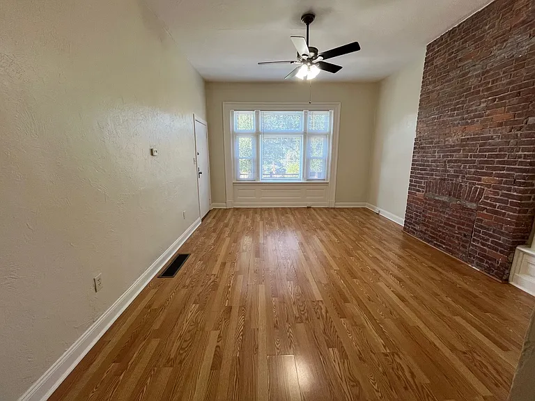 344 S Fairmount St — Photo 8