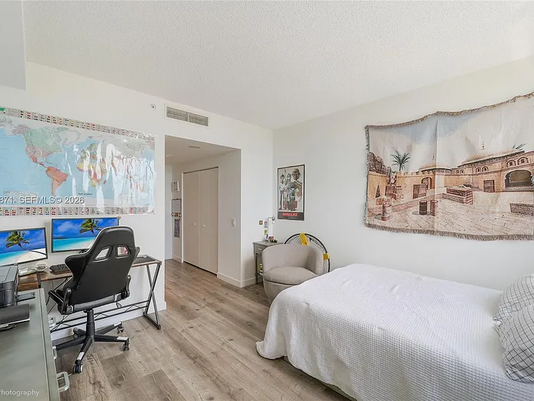 2475 Brickell Ave #1107 — Photo 11