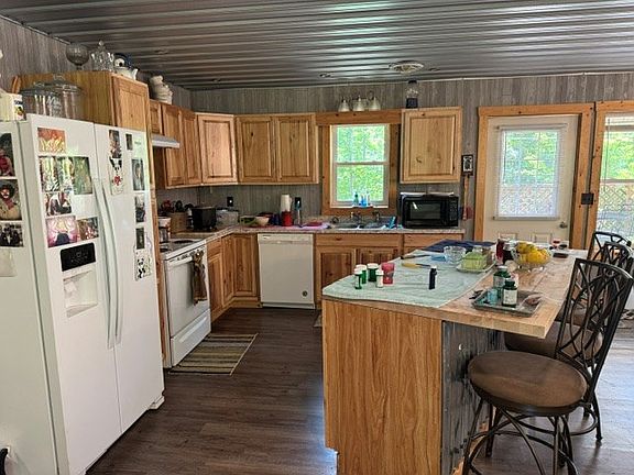3rd image of 58861 Murphy Remy Rd