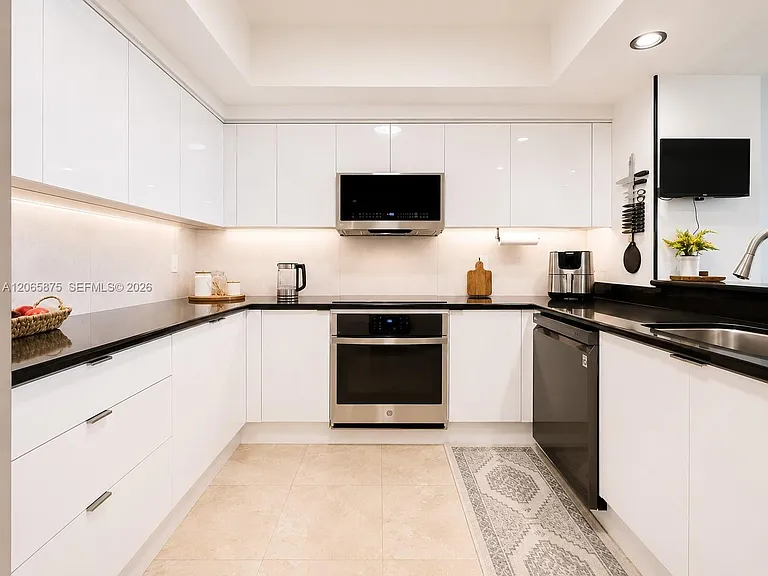 14951 Royal Oaks Ln #1501 — Photo 5
