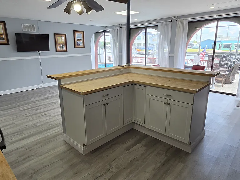 4144 Camelia Dr — Photo 18