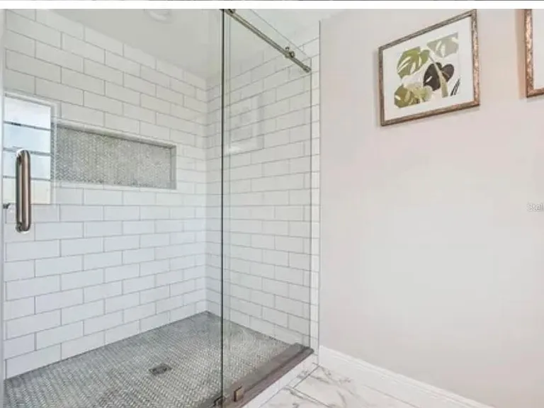 1326 Corner Oaks Dr — Photo 30