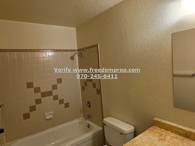 Bookcliff Ave 1281 — Photo 4