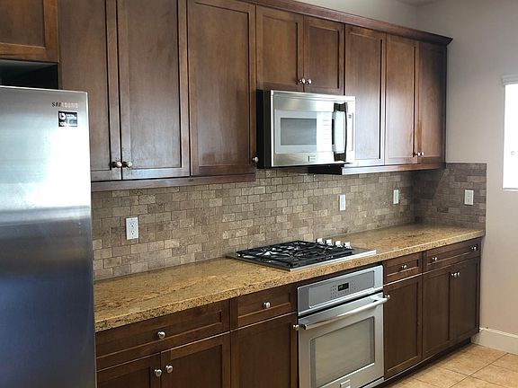 5th image of 13004 Valleyheart Dr