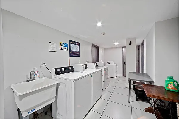Rented by ERNY LLC | media 10