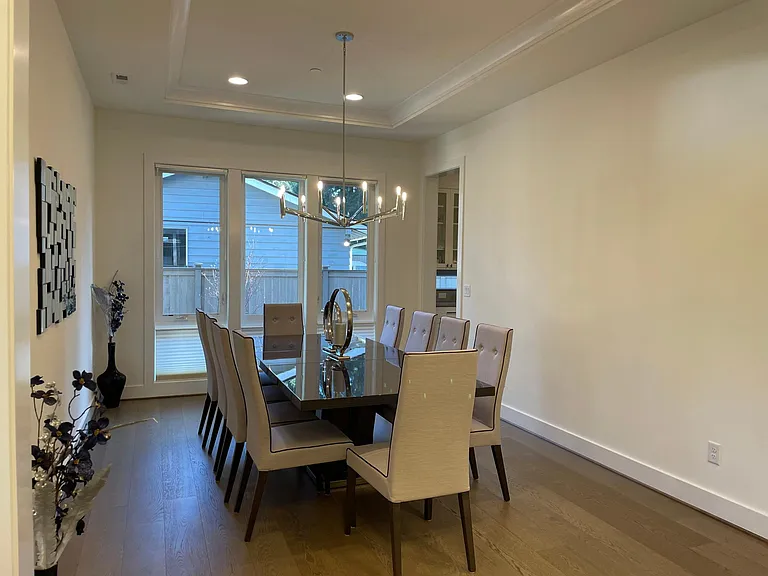 921 166th Ave NE — Photo 4