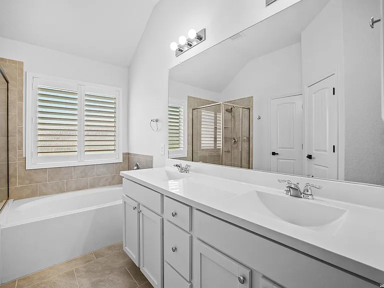 3200 Falconhead — Photo 38