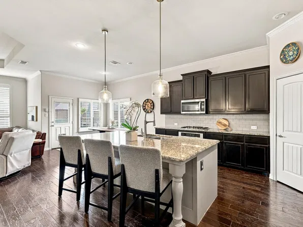 2027 San Marino Ln, Lewisville, TX 75077