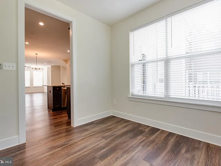2546 Buckthorn Dr — Photo 18