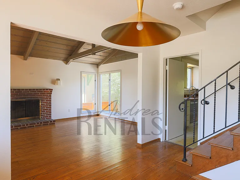 7 Ramona Ave — Photo 6