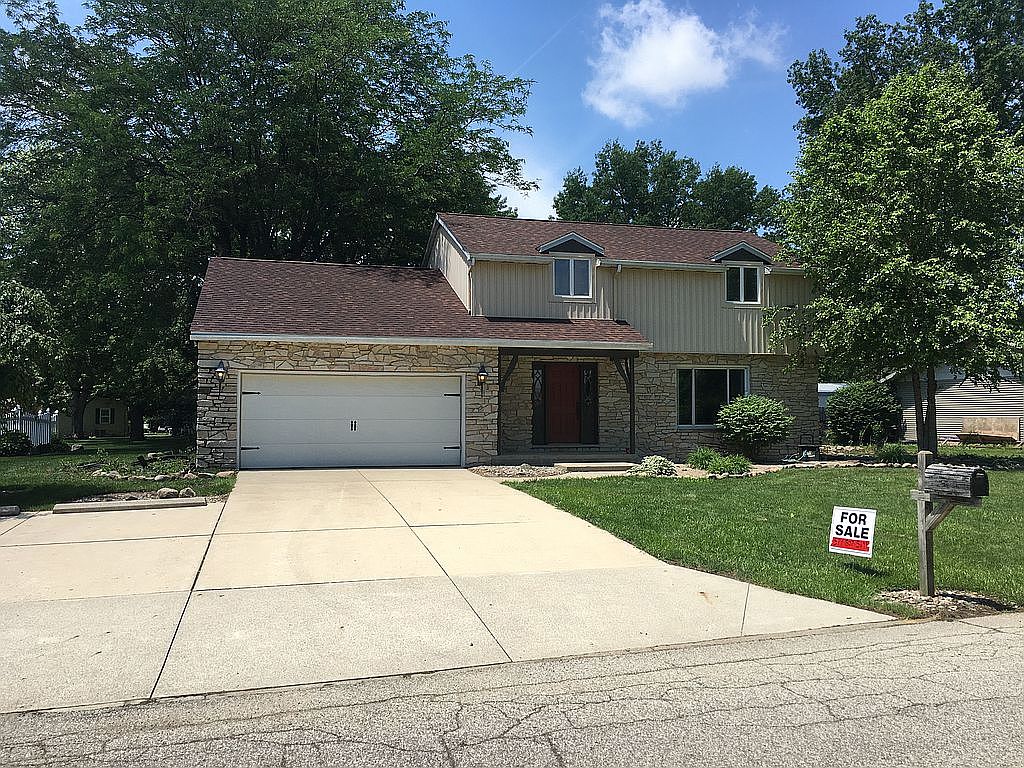 1058 Parkwood Dr, Nappanee, IN 46550 Zillow