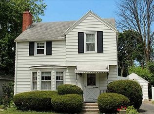 1707 Crestview Dr, Springfield, OH 45504