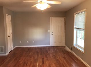 376 3rd Ave #2, Watervliet, NY 12189