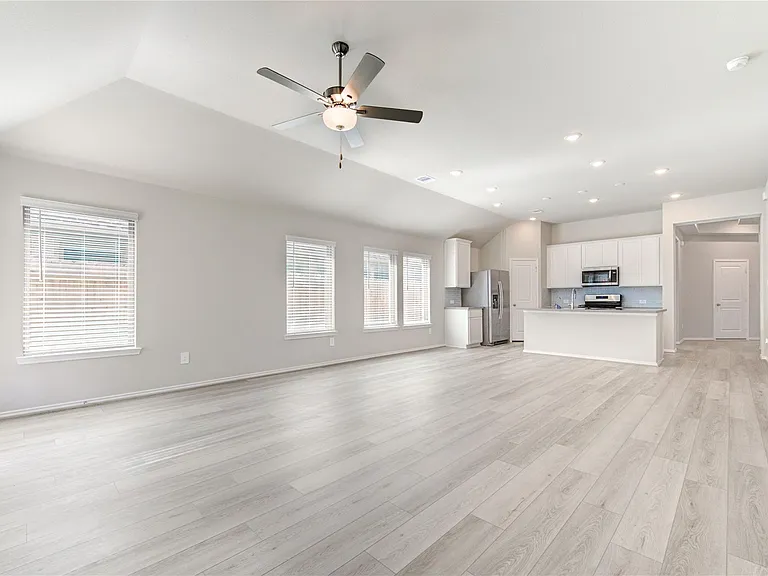 9515 Sierra Crest Ln — Photo 31