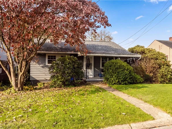 265 Berry St, Baden, PA 15005
