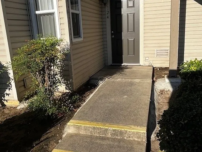 Carmel Woods Apartments — Photo 62