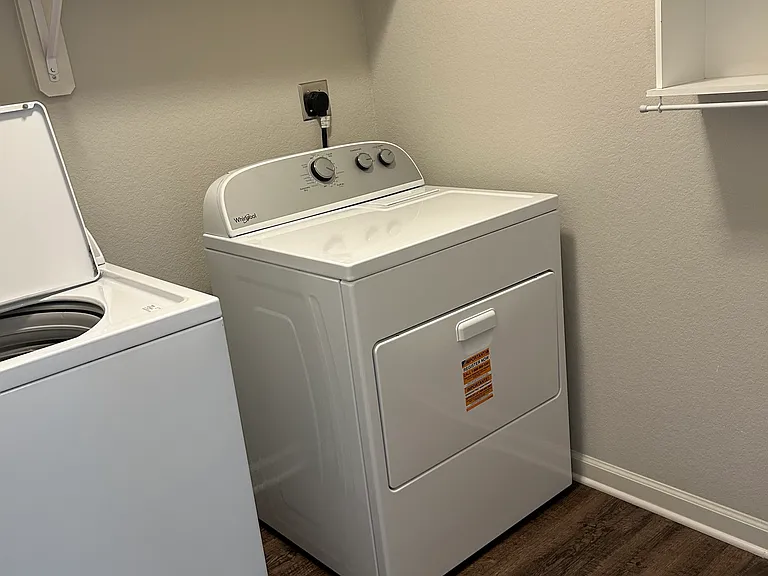 2250 Getty Dr — Photo 19