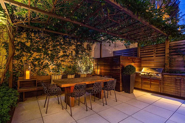 Sold by Nest Seekers International | media 30