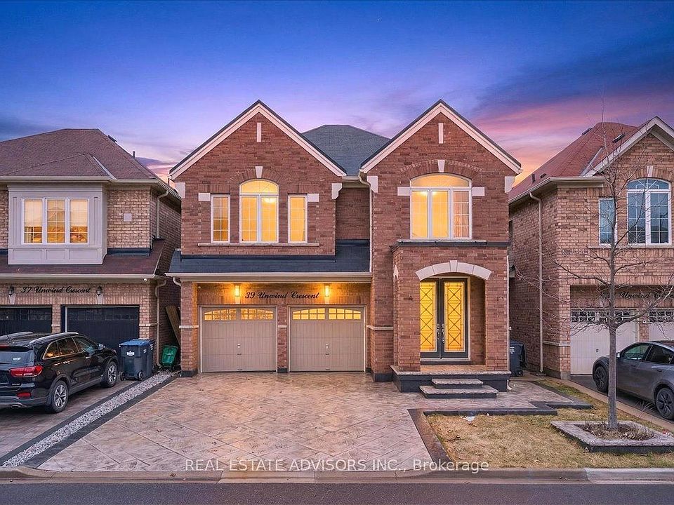 1st image of 39 Unwind Cres