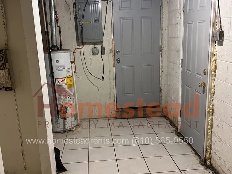1340 Adair Rd — Photo 7