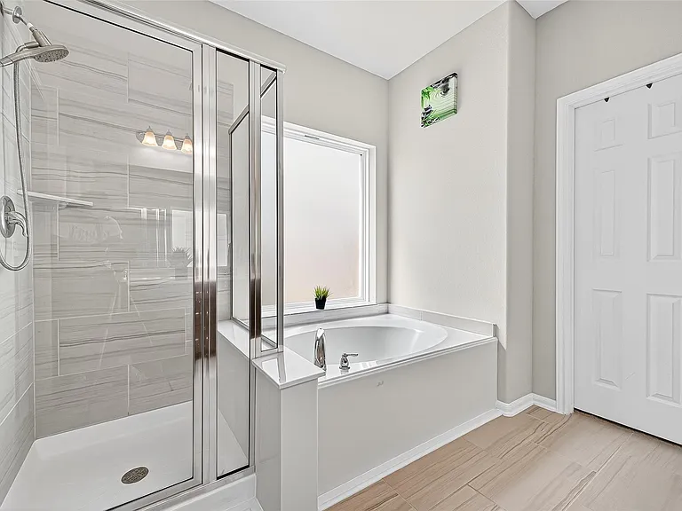 21319 Tropisea Dr — Photo 18