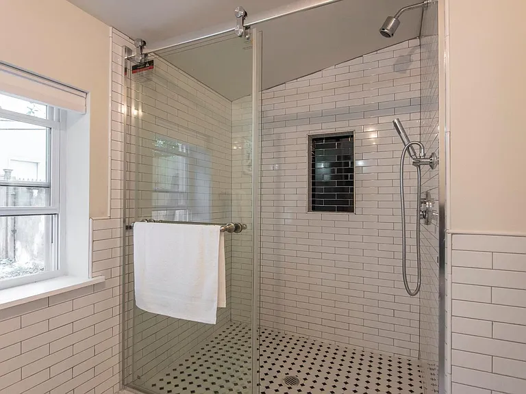 3621 Hamilton St #1B — Photo 3