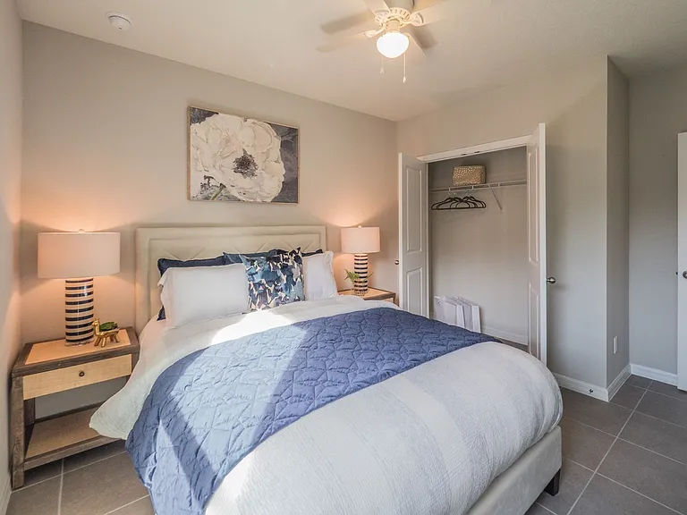 820 NE 7th Pl — Photo 18