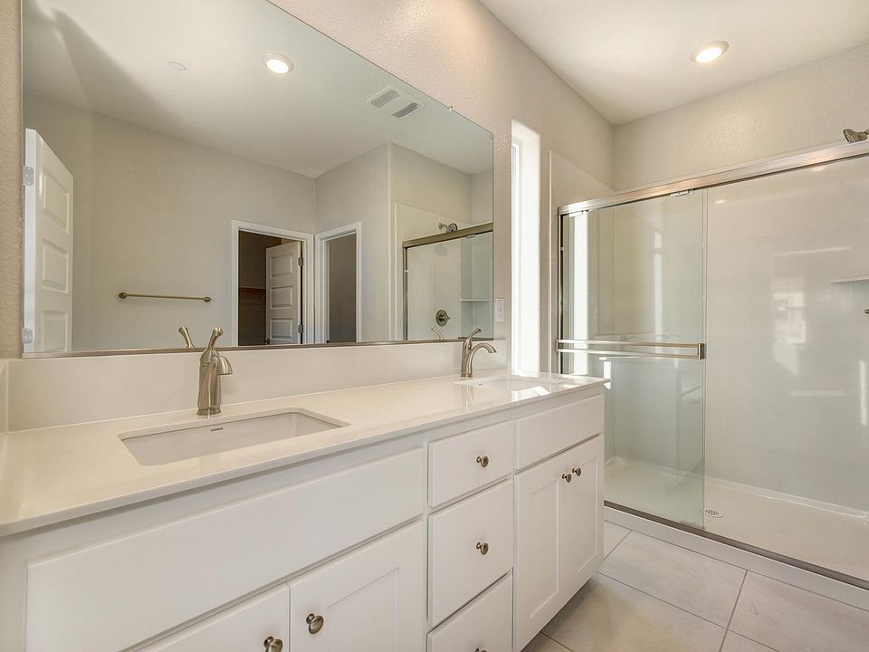 1st image of 44436 Cash Dr