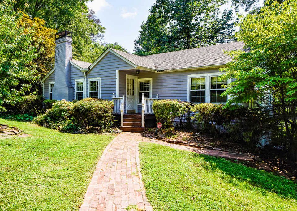 1st image of 122 Fronda Ln