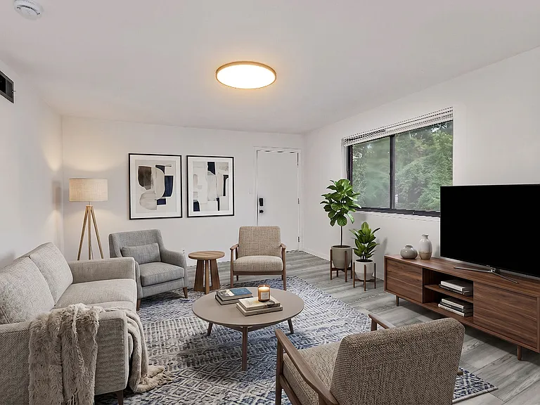 2535 Lysle Ln #3B — Photo 3