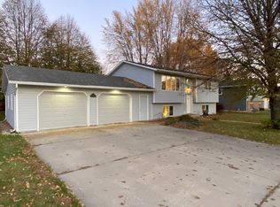 2201 21st St SW, Willmar, MN 56201