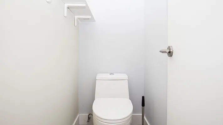 Rented by Nooklyn NYC LLC | media 33