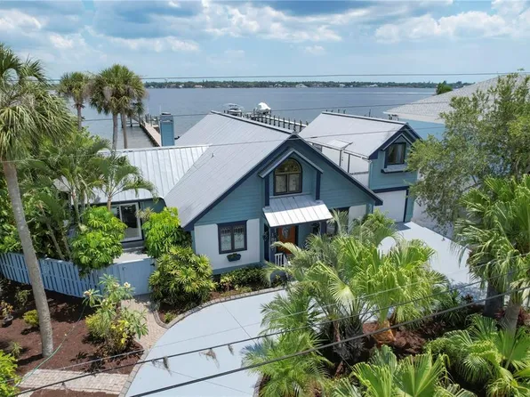 1817 4th St W, Palmetto, FL 34221