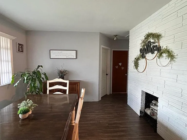 7000 SW 11th St — Photo 18