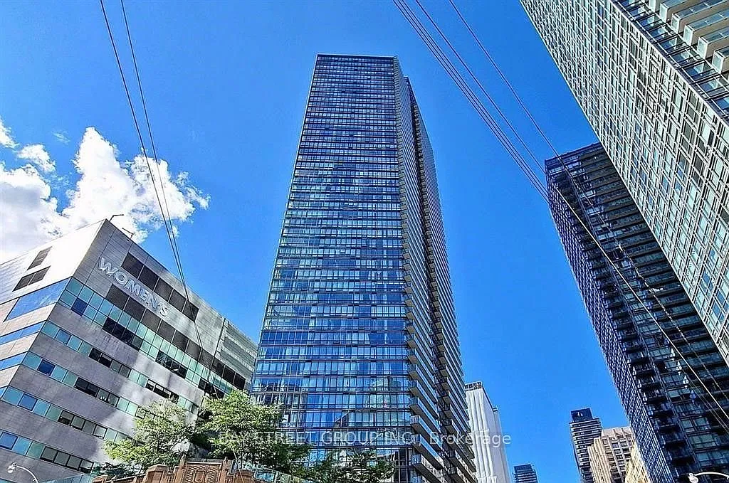 3 bed, $1,600 — Photo 1
