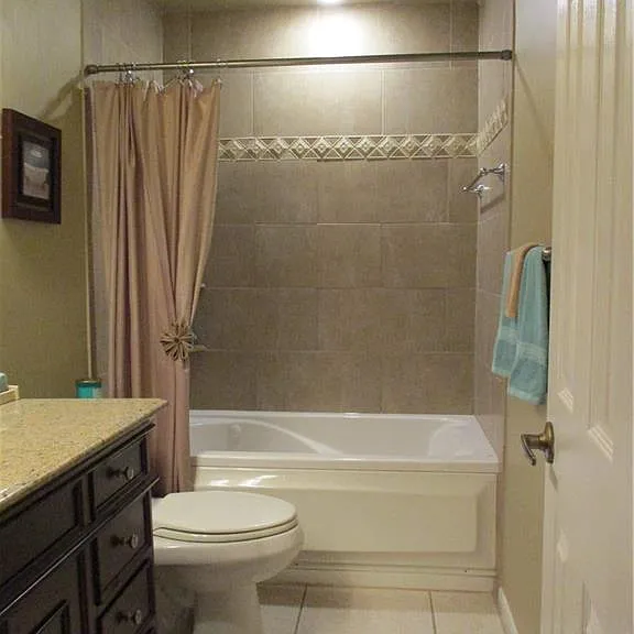 4060 Ice Castle Way #10 — Photo 10