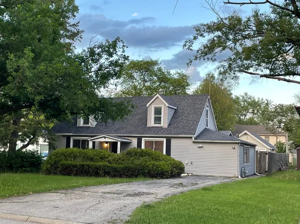 445 Miner St, Bensenville, IL 60106