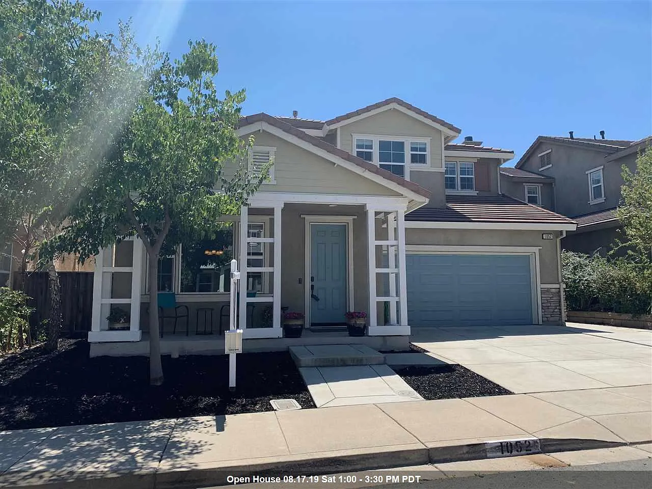 1052 Ashbridge Bay Dr photo 1