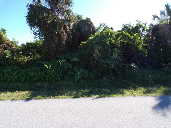 641 Norwood St NW #5, Pt Charlotte, FL 33952