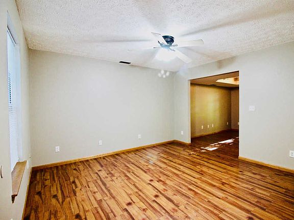 3rd image of 7039 State Road 26 E