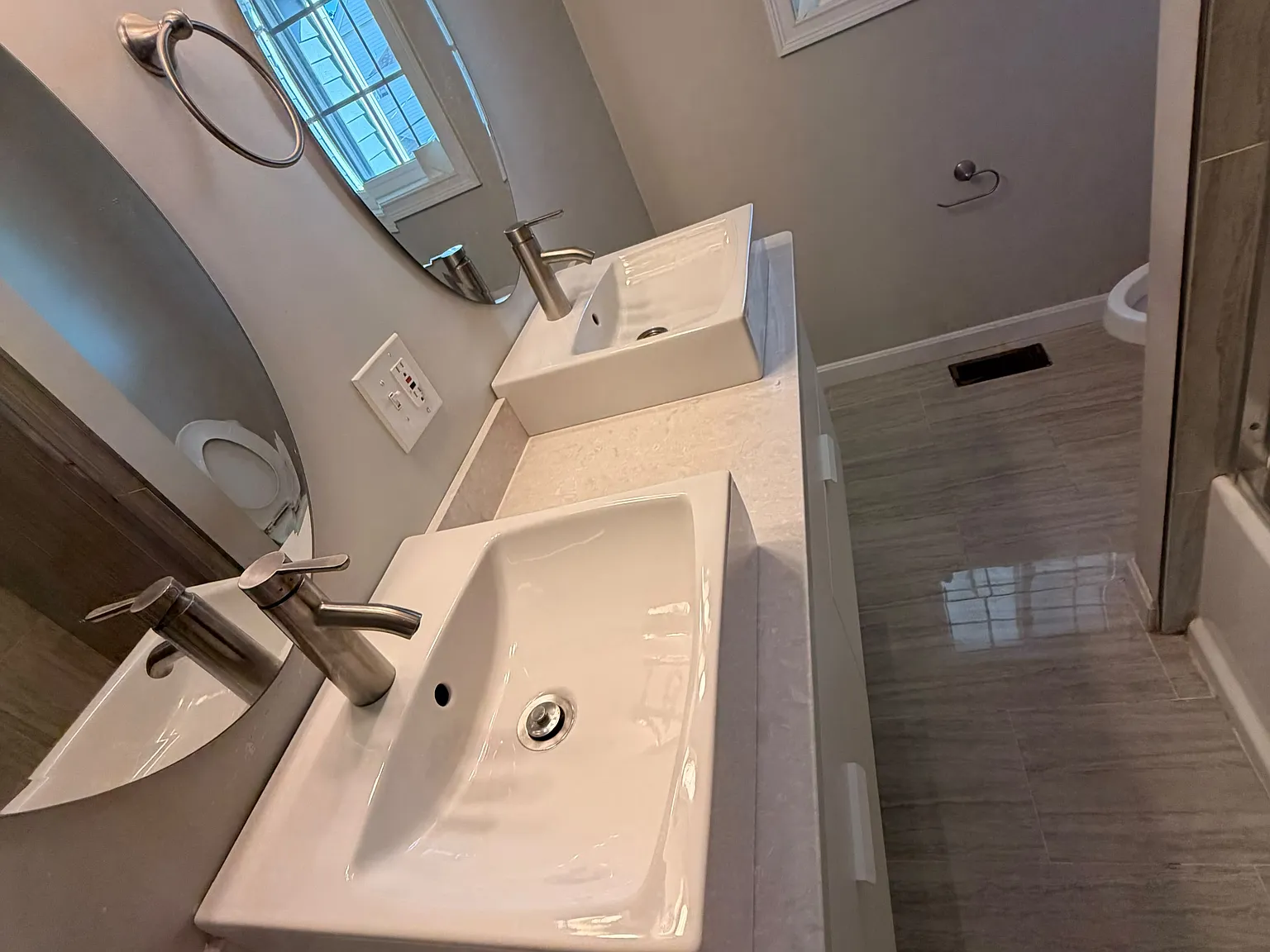 3 bed, 1.5 bath, $2,600 — Photo 4