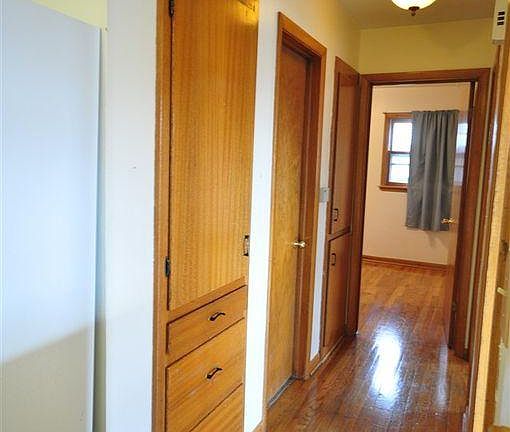4th image of 1123 Fetterman Dr