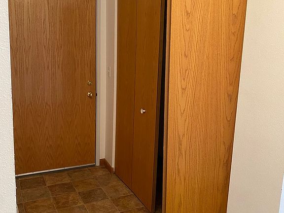2nd image of 2055 Blairs Ferry Rd NE #E6