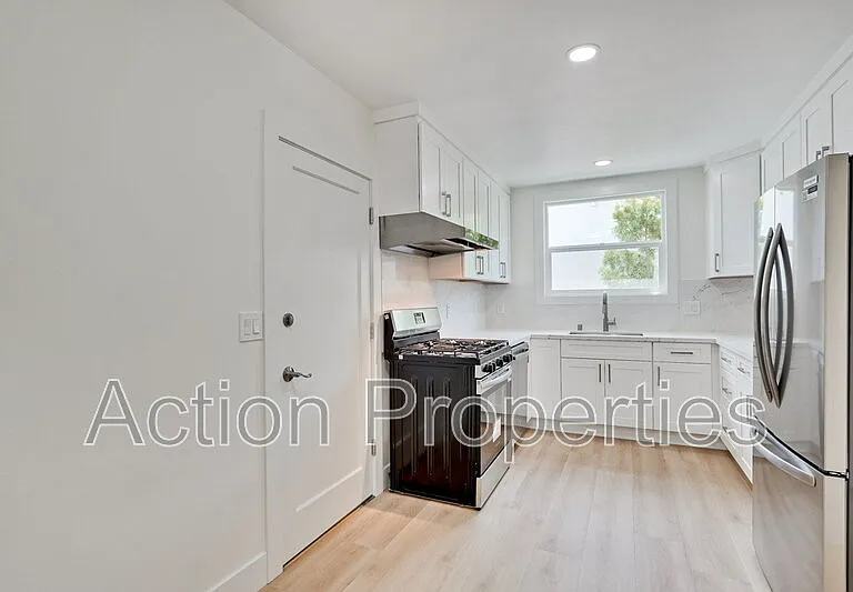 207 Haight St — Photo 7