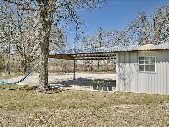 2nd image of 185 Private Road 1640